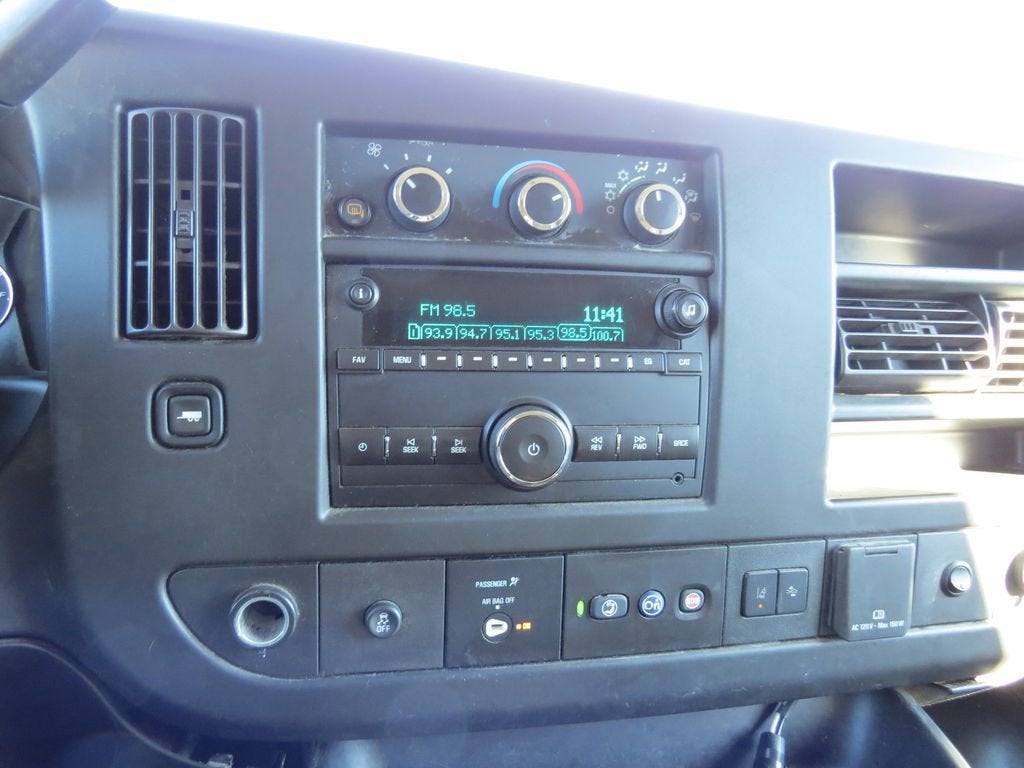 2019 Chevrolet Express Passenger 3500 LT