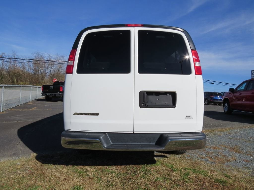 2019 Chevrolet Express Passenger 3500 LT