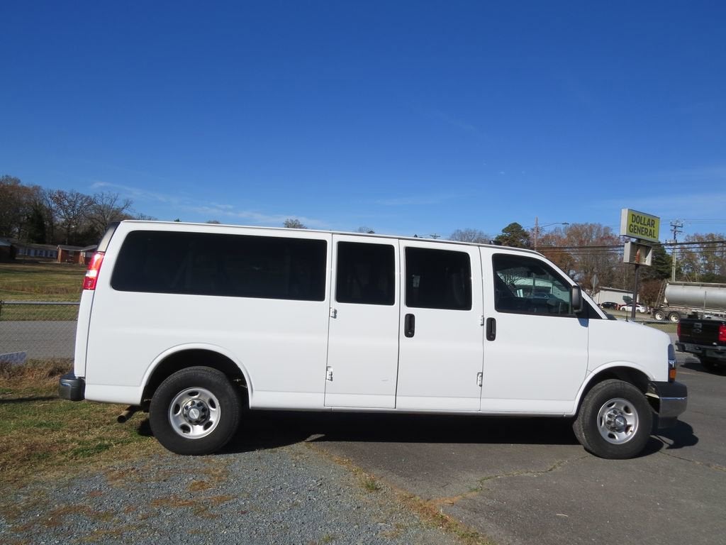 2019 Chevrolet Express Passenger 3500 LT