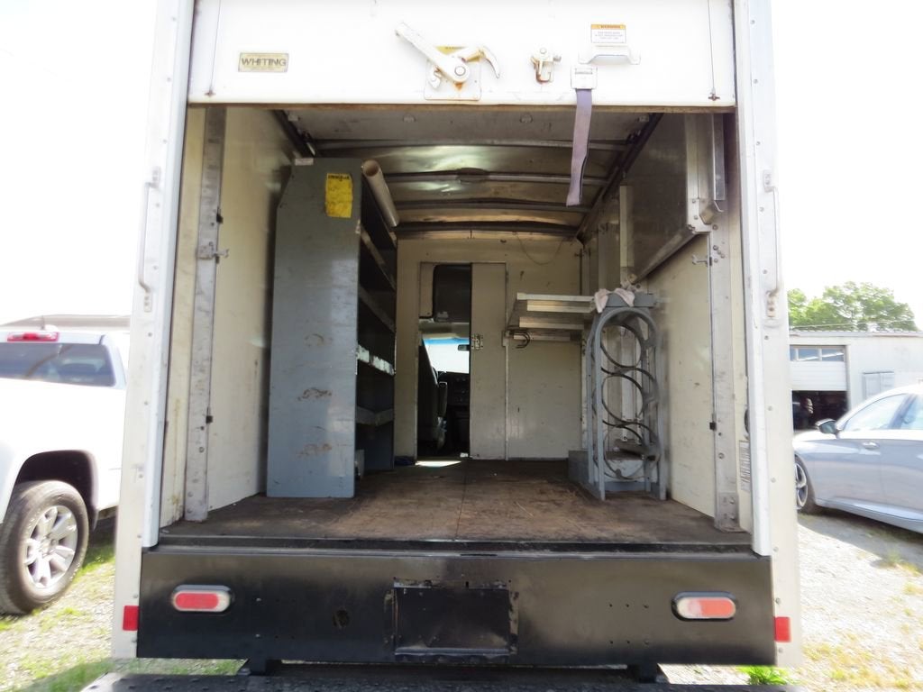 2021 GMC Savana Cutaway 3500 Base