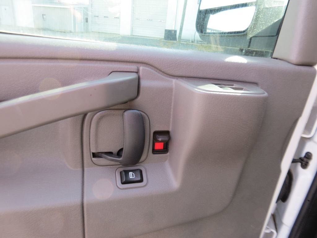 2021 GMC Savana Cutaway 3500 Base