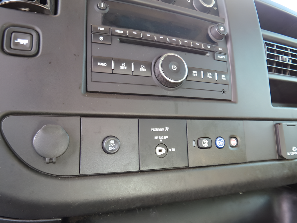 2021 GMC Savana 3500 Work Van