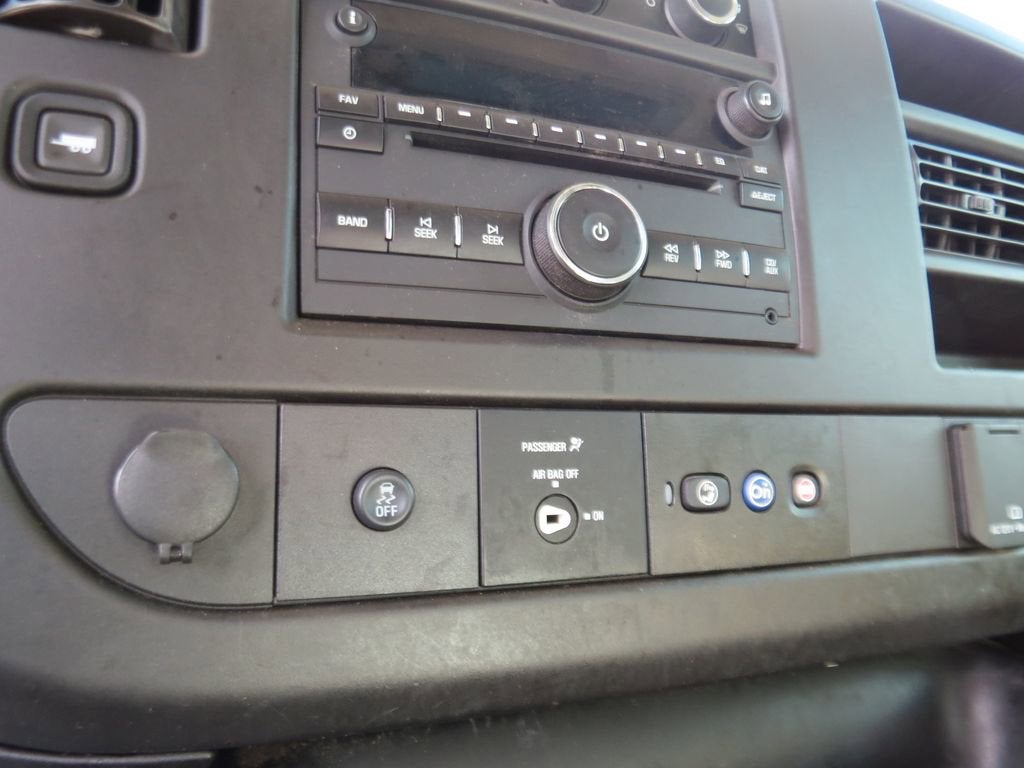 2021 GMC Savana Cutaway 3500 Base