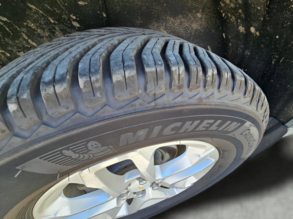 2018 Chevrolet Traverse LT Cloth