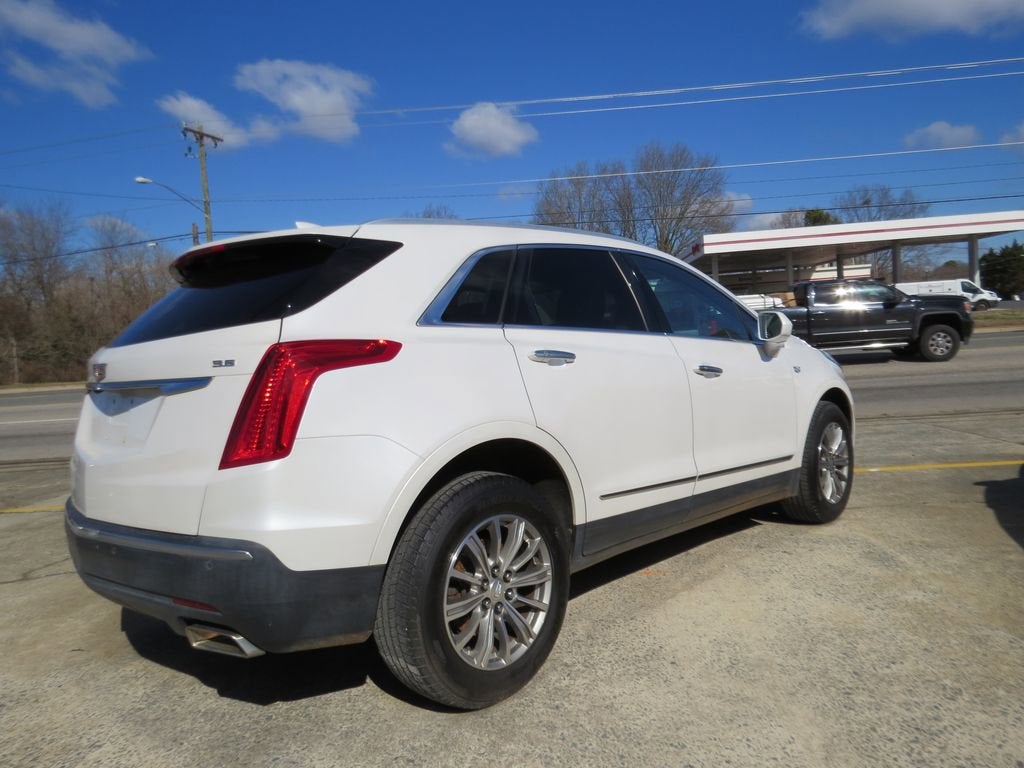 2017 Cadillac XT5 Luxury FWD