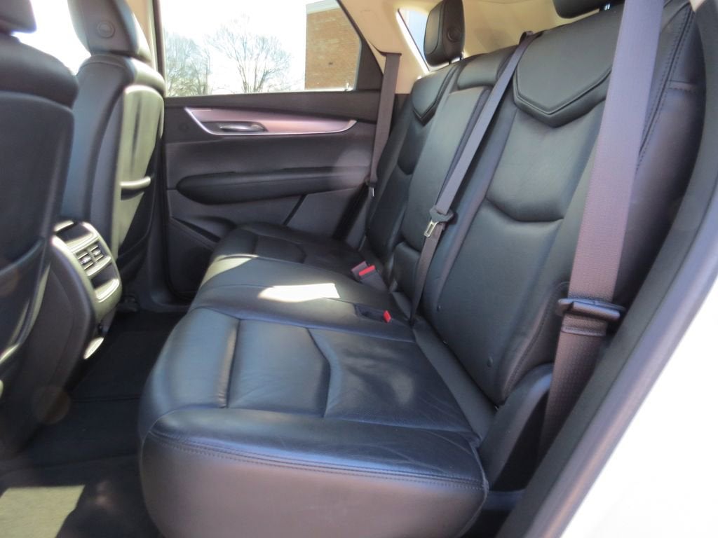 2017 Cadillac XT5 Luxury FWD