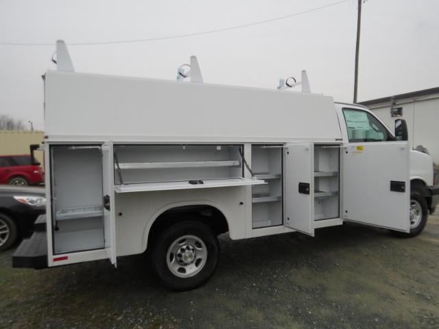 2026 Chevrolet Express Cutaway 3500 Base