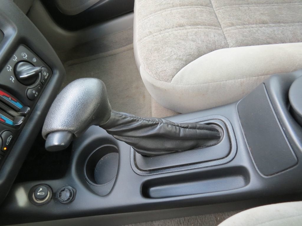 2003 Chevrolet Monte Carlo LS