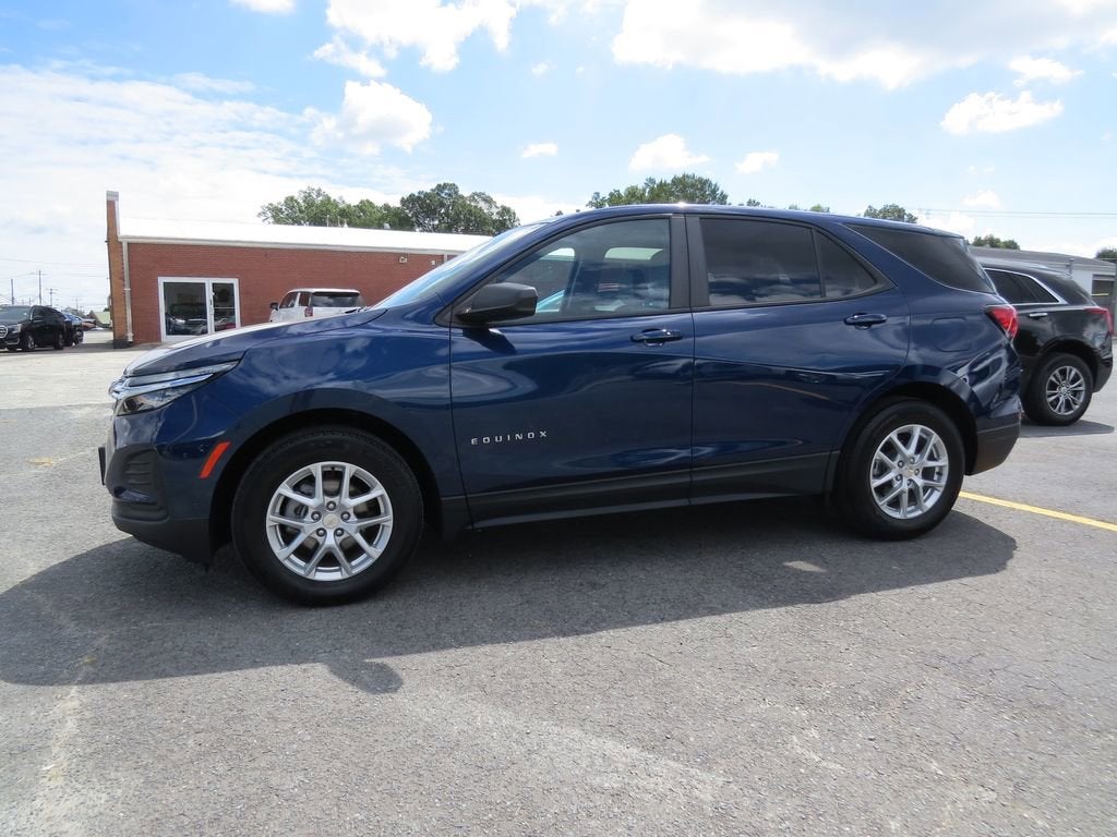 2023 Chevrolet Equinox LS