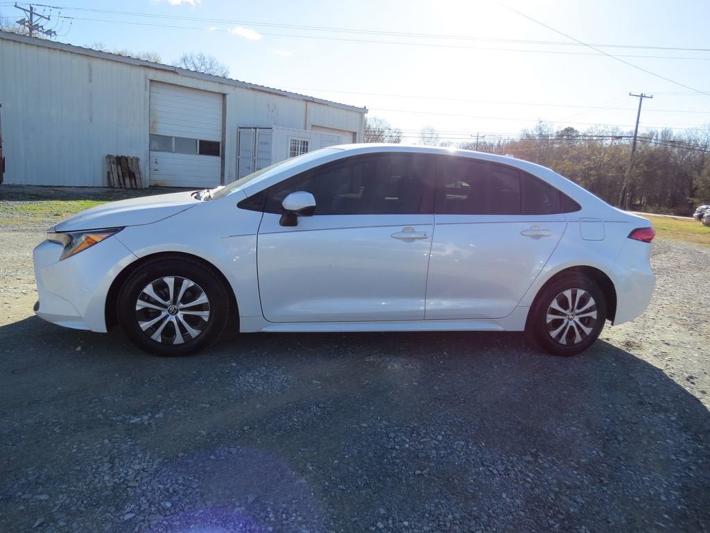 2022 Toyota Corolla Hybrid LE