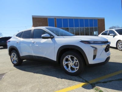 2026 Chevrolet Trax LS