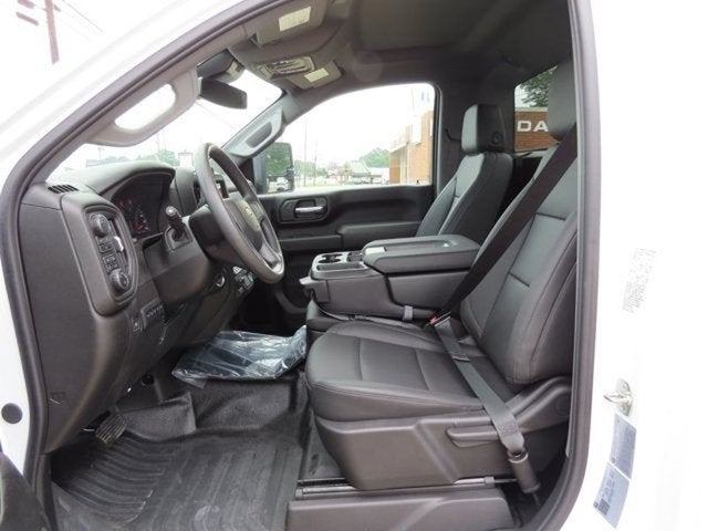 2025 Chevrolet Silverado 3500HD CC Work Truck