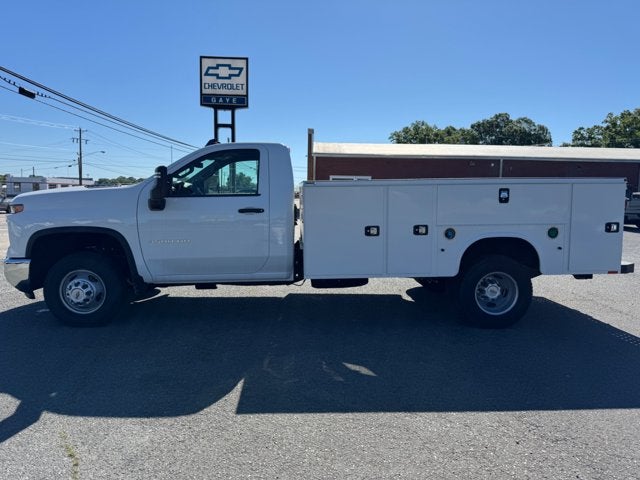 2025 Chevrolet Silverado 3500HD CC Work Truck