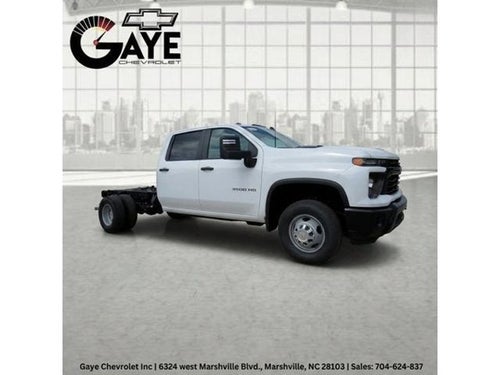 2026 Chevrolet Silverado 3500HD CC Work Truck