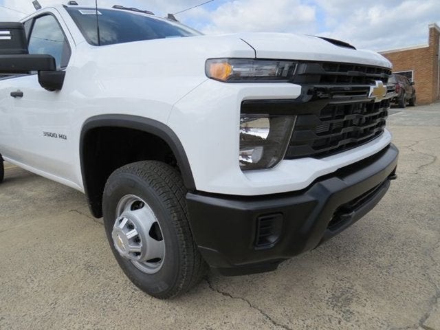 2026 Chevrolet Silverado 3500HD CC Work Truck