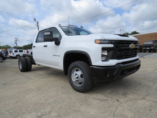 2026 Chevrolet Silverado 3500HD CC Work Truck